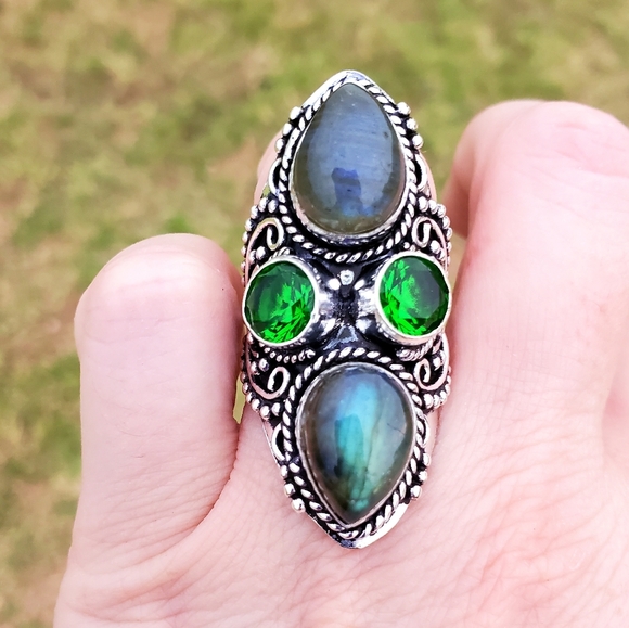 New Oversized Labradorite & Peridot 925 Silver Statement Ring. - Picture 4 of 16